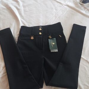 Chic Black Skinny Pants